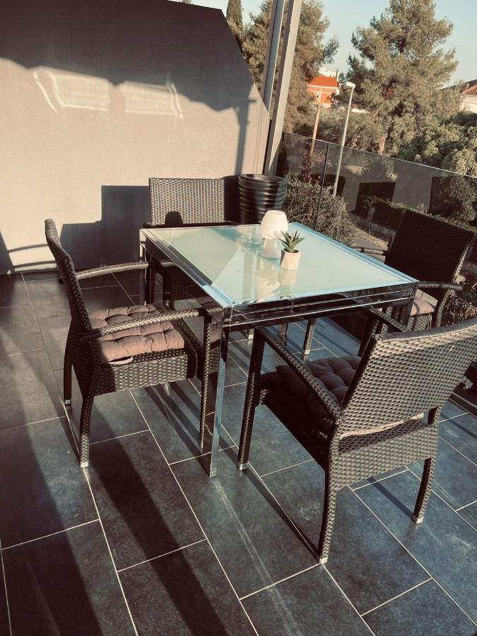Apartmani Vernissage Biograd Na Moru Εξωτερικό φωτογραφία