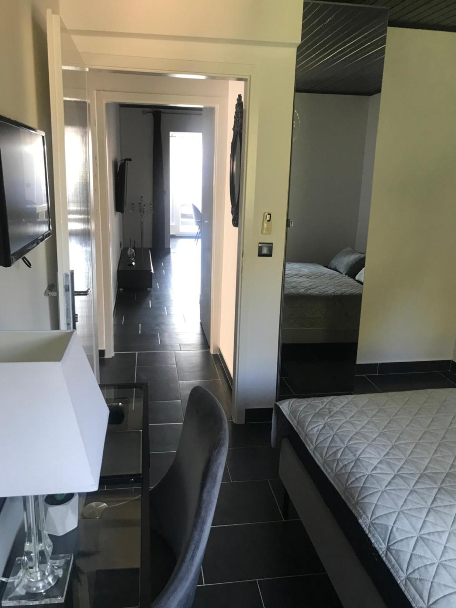 Apartmani Vernissage Biograd Na Moru Εξωτερικό φωτογραφία