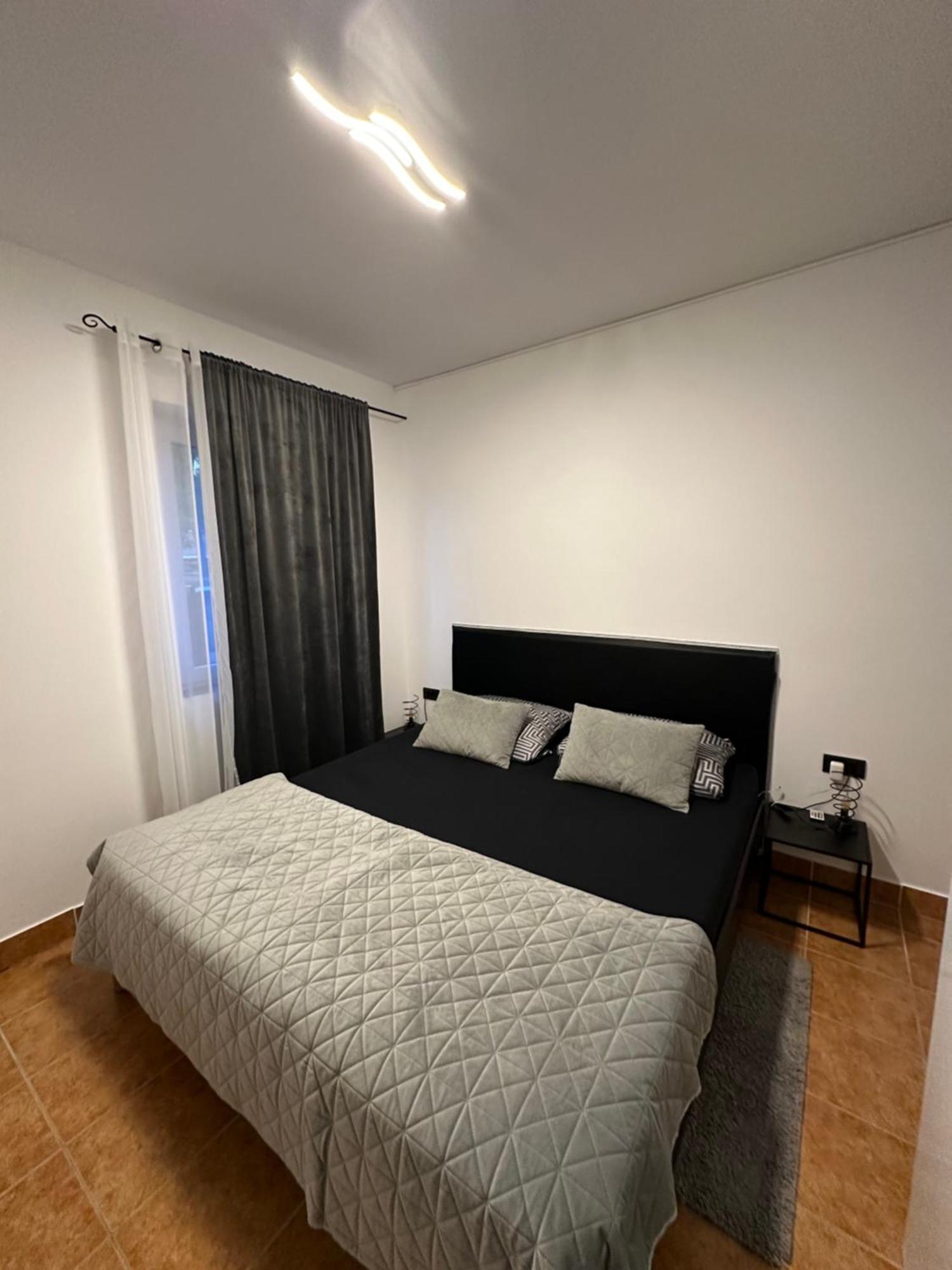Apartmani Vernissage Biograd Na Moru Εξωτερικό φωτογραφία